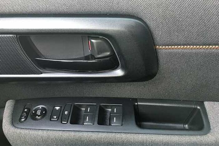 Honda e (113kw) Advance (17in Alloy) 