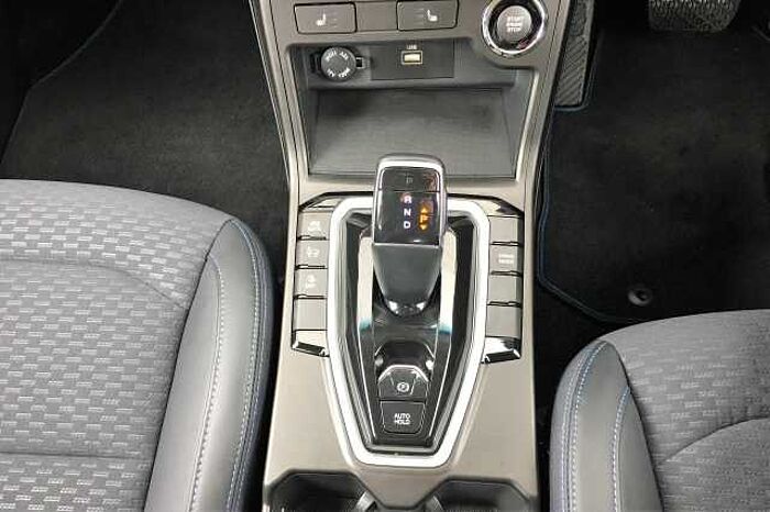 SsangYong Korando 140kW Ventura 61.5kWh 5dr Auto 